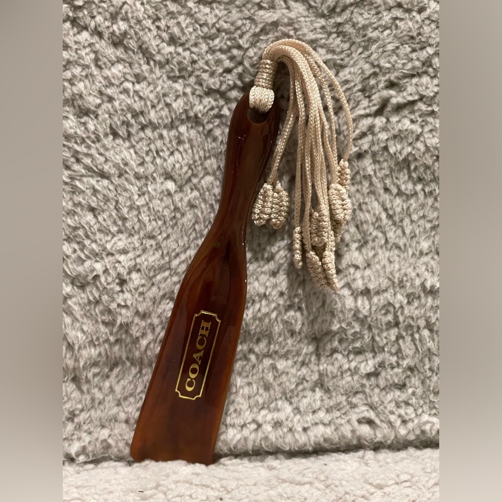 Coach Shoe Horn, Size 7 inch